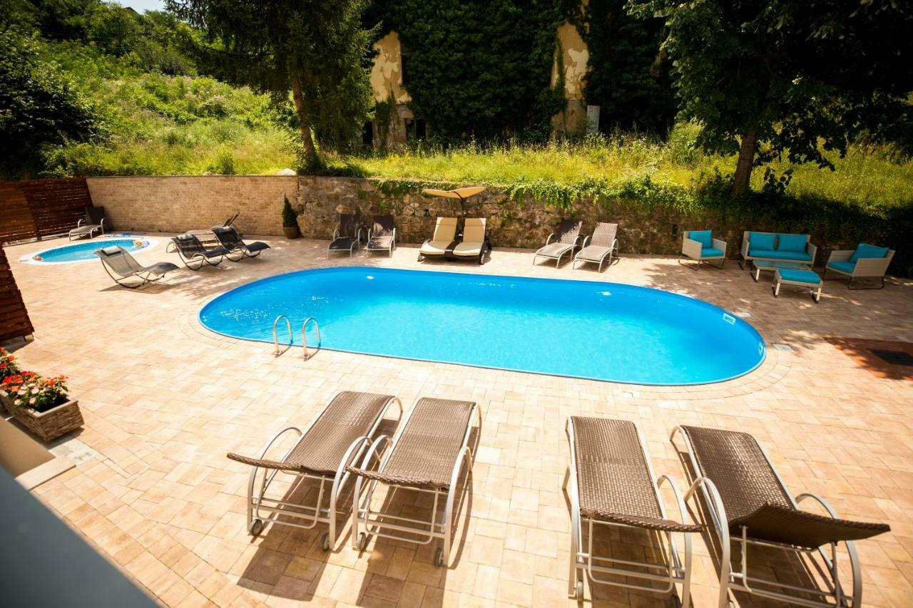 A Hoteli - Hotel Slatina Vrnjačka Banja 外观 照片